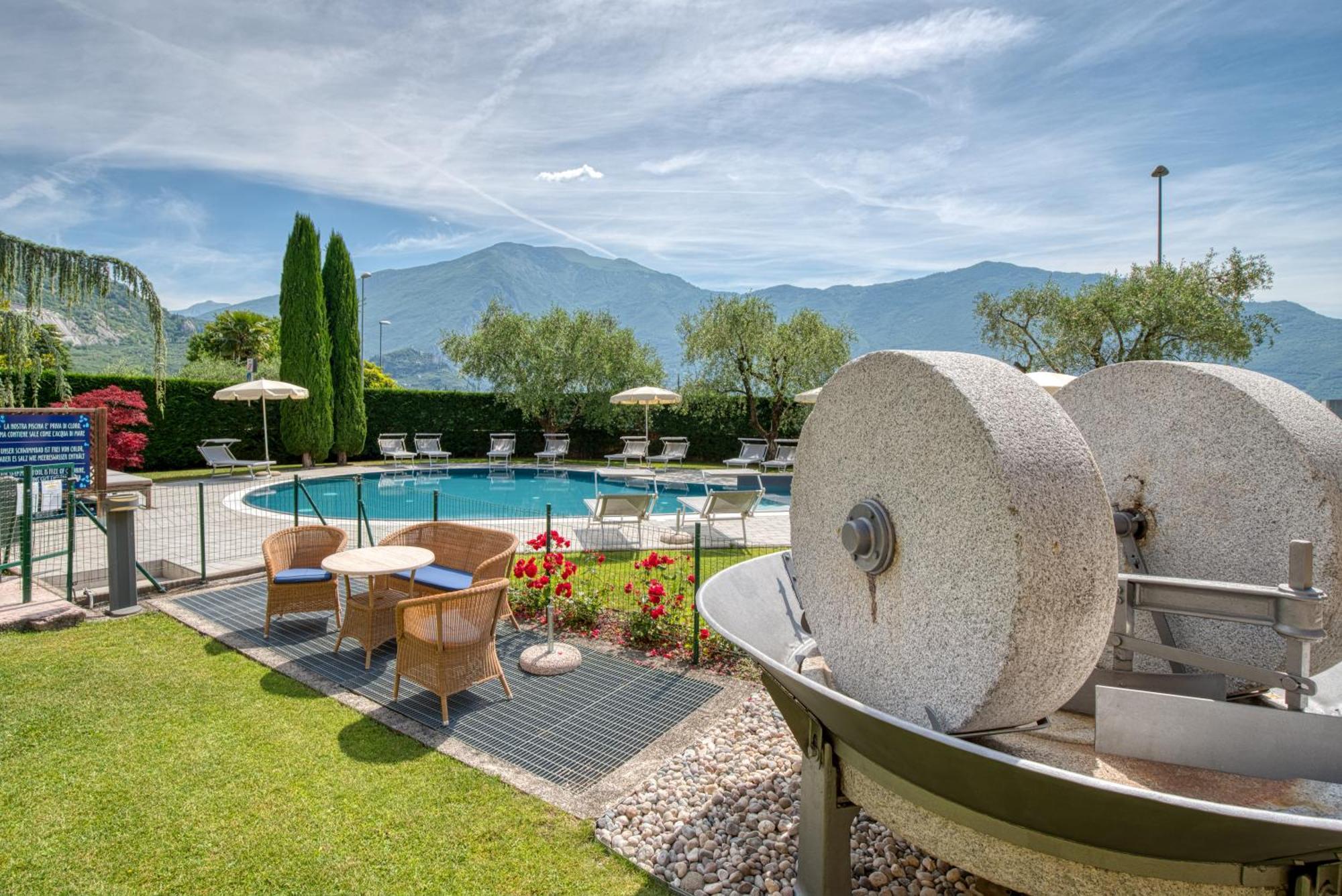 Residence Al Frantoio Арко Экстерьер фото