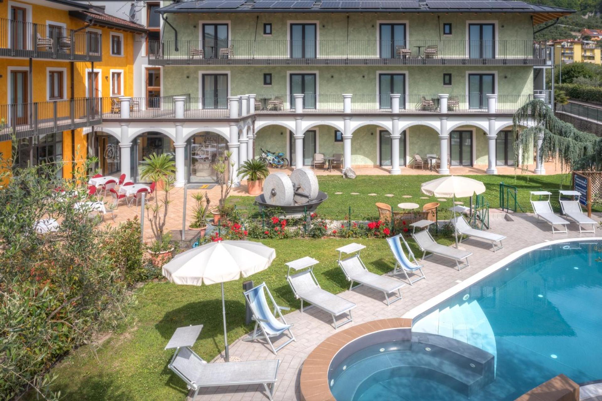 Residence Al Frantoio Арко Экстерьер фото